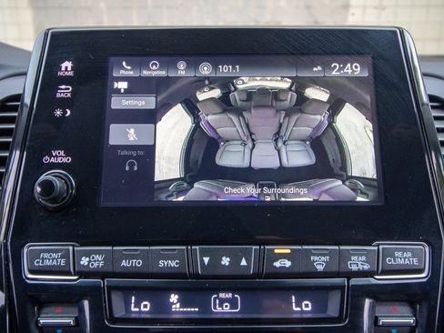 Used 2021 Honda Odyssey Touring image 32