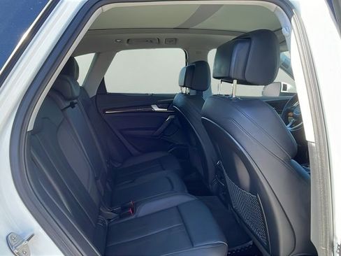 Used 2018 Audi Q5 2.0T Premium Plus w/ Premium Plus Package image 16