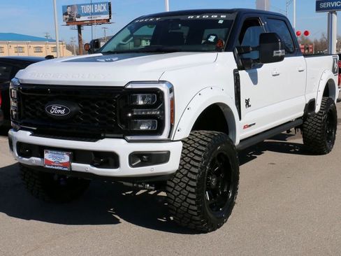 New 2026 Ford F250 Lariat w/ Black Appearance Package image 2