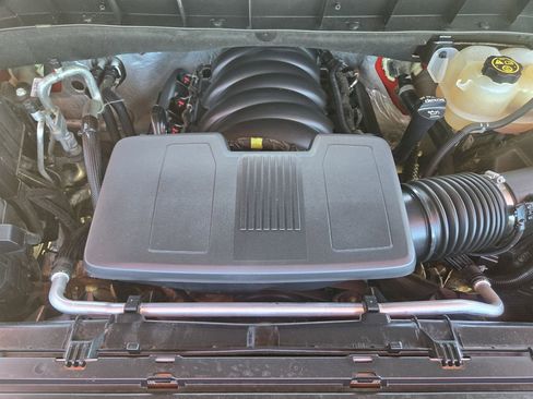 Used 2021 Chevrolet Silverado 1500 LT image 28