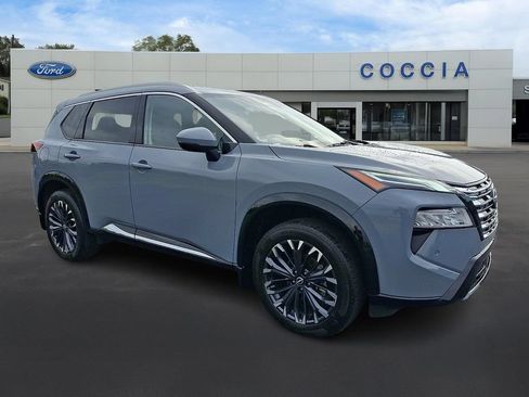 Used 2024 Nissan Rogue Platinum w/ Platinum Premium Package AWD/4WD image 3