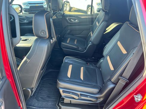 Used 2021 GMC Yukon AT4 w/ AT4 Premium Package image 7