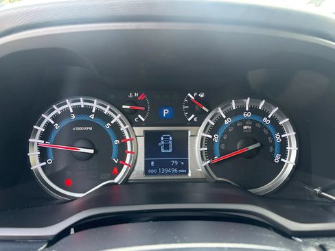 Used 2016 Toyota 4Runner SR5 RWD image 9