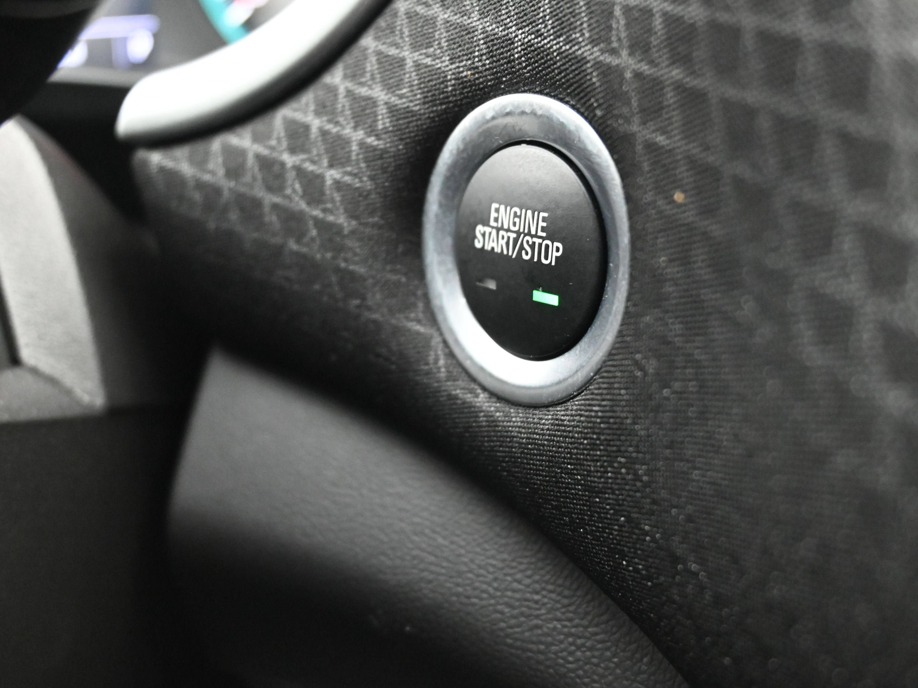 Certified 2024 Chevrolet Malibu RS FWD image 18