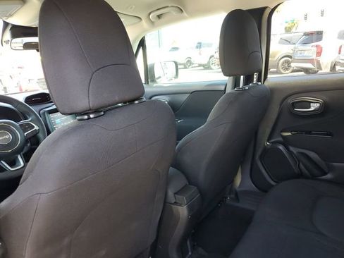 Used 2020 Jeep Renegade Sport FWD image 11