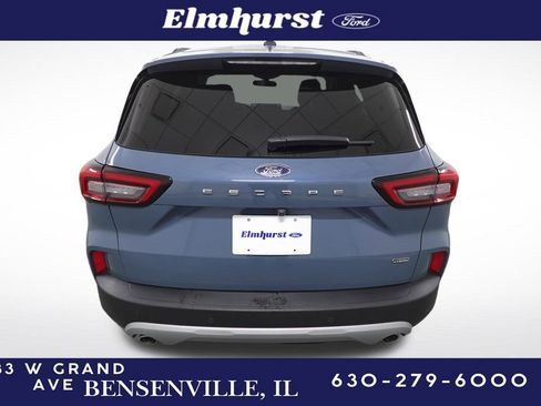 Used 2023 Ford Escape SE image 4