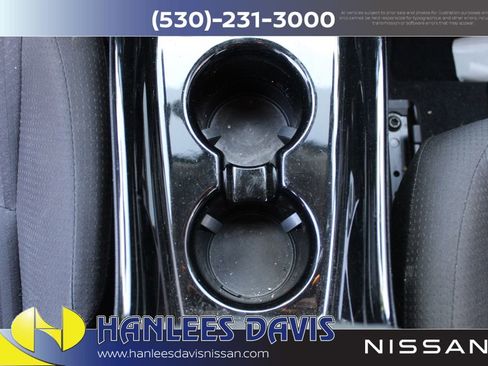 Used 2021 Toyota Prius Prime LE image 17