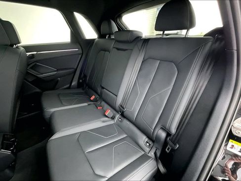 Used 2021 Audi Q3 2.0T Premium Plus w/ Premium Plus Package image 32