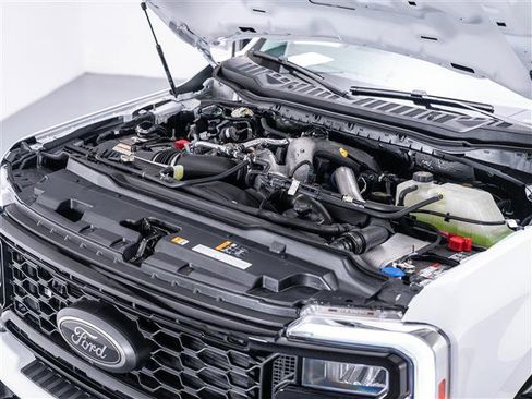New 2026 Ford F250 XLT w/ XLT Premium Package AWD/4WD image 9