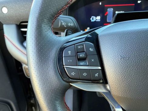 Used 2025 Ford Explorer ST image 15