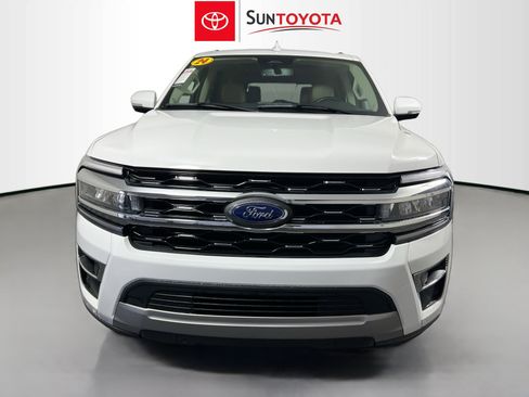 Used 2024 Ford Expedition Limited RWD image 10