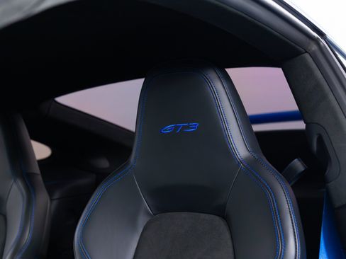 Used 2023 Porsche 911 GT3 RWD image 52