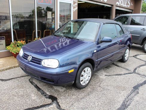 Used 2001 Volkswagen Cabrio GL image 2