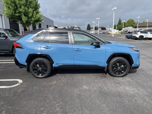 Used 2024 Toyota RAV4 XSE w/ Advanced Technology Package image 4