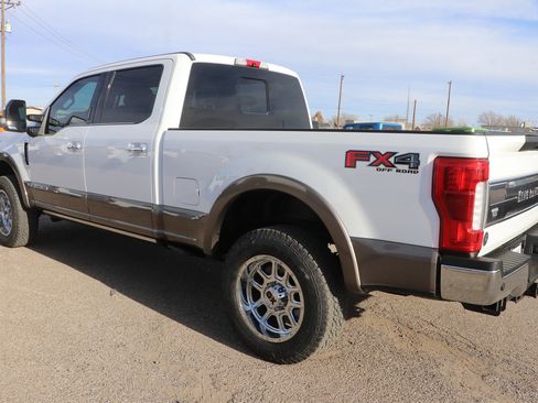 Used 2019 Ford F250 King Ranch w/ King Ranch Ultimate Package image 5