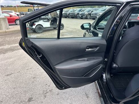 Used 2024 Toyota Corolla SE image 38