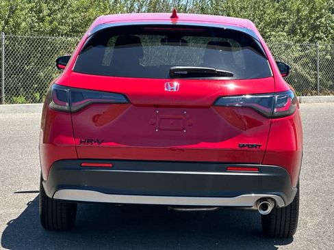 New 2026 Honda HR-V Sport image 4