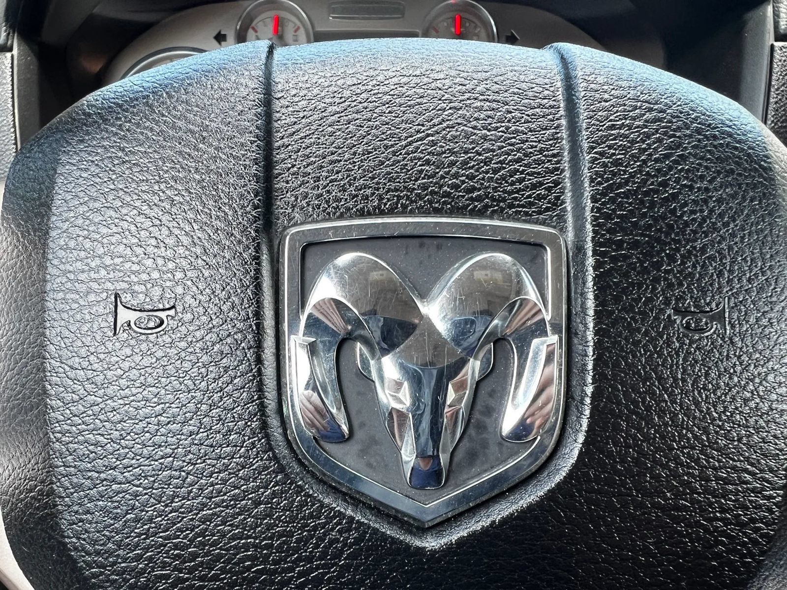 Used 2014 RAM 1500 Laramie Longhorn w/ Convenience Group AWD/4WD image 19