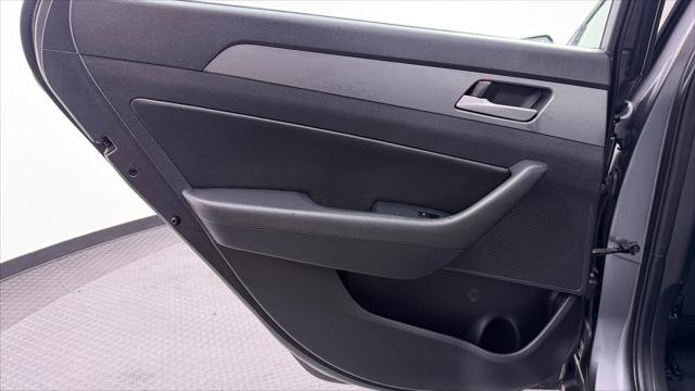 Used 2018 Hyundai Sonata SEL FWD image 16