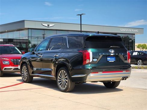 Used 2025 Hyundai Palisade Calligraphy image 4
