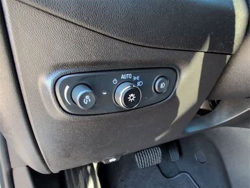 Certified 2020 Chevrolet Equinox LT image 35