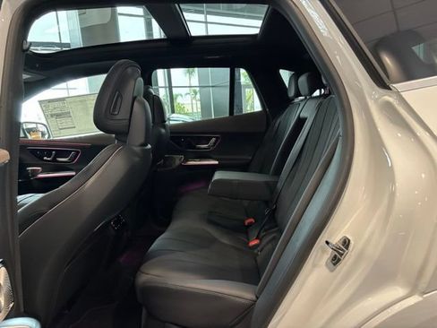 New 2026 Mercedes-Benz EQE 320 4MATIC SUV image 10