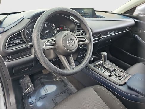 Used 2020 MAZDA CX-30 FWD image 9