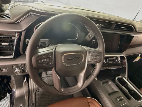 New 2026 GMC Sierra 3500 Denali Ultimate AWD/4WD image 5