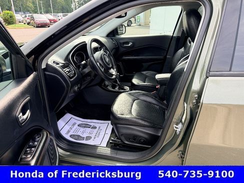 Used 2018 Jeep Compass Limited w/ Navigation Group AWD/4WD image 20