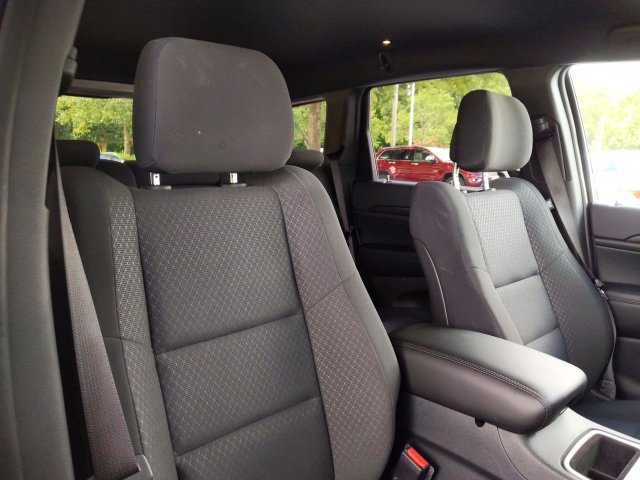 Certified 2018 Jeep Grand Cherokee Laredo RWD image 38