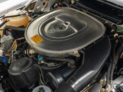 Used 1987 Mercedes-Benz 560 SL image 52