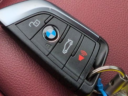 Certified 2023 BMW 430i Coupe w/ M Sport Package image 33