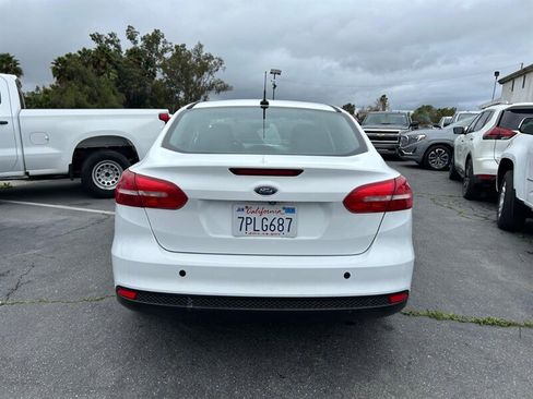 Used 2016 Ford Focus SE image 11