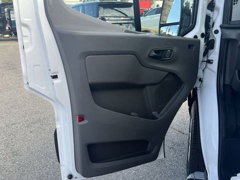Used 2024 Ford Transit 250 Low Roof w/ Exterior Upgrade Package image 20