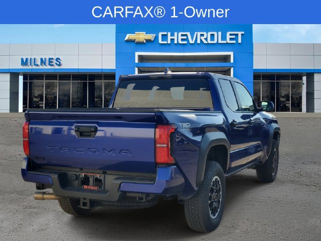 Used 2024 Toyota Tacoma TRD Off-Road AWD/4WD image 5