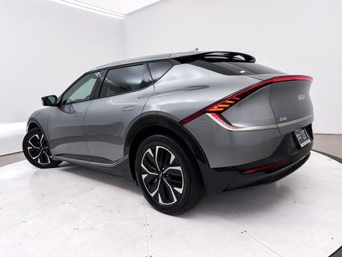 Used 2022 Kia EV6 Wind image 9