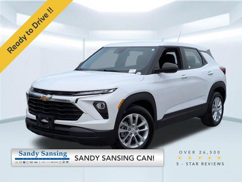 Used 2024 Chevrolet TrailBlazer LS image 1