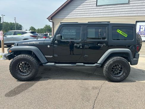 Used 2014 Jeep Wrangler Unlimited Sport w/ Quick Order Package 24S AWD/4WD image 8
