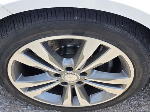 Used 2016 Mercedes-Benz E 350 Sedan w/ Premium Package image 42