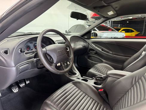 Used 2003 Ford Mustang Mach 1 RWD image 41