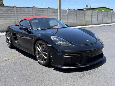 Certified 2022 Porsche 718 Boxster Spyder RWD image 8