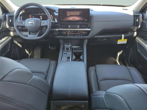 New 2026 Nissan Pathfinder SL FWD image 25
