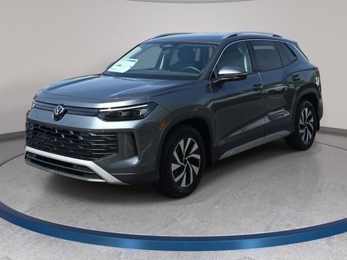 New 2026 Volkswagen Tiguan S FWD image 1