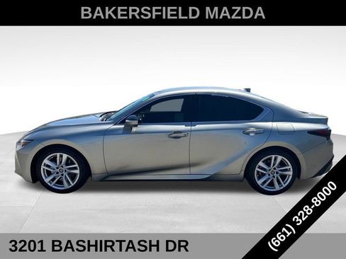 Used 2022 Lexus IS 300 RWD image 2