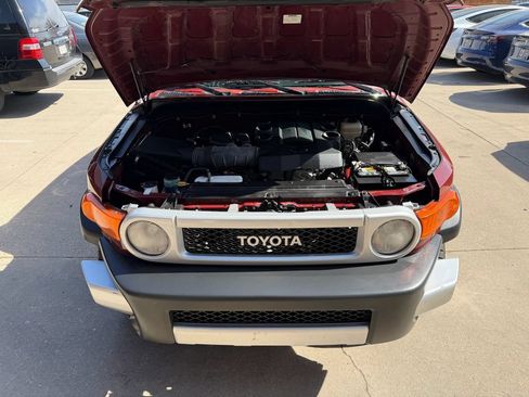 Used 2010 Toyota FJ Cruiser 4WD image 20