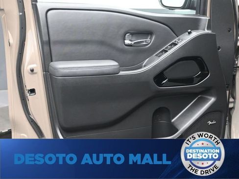 Used 2022 Nissan Frontier PRO-4X w/ Pro-4X Premium Package AWD/4WD image 22