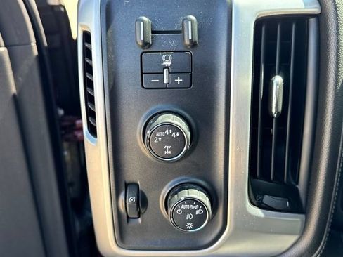 Used 2017 GMC Sierra 1500 SLT w/ SLT Premium Package AWD/4WD image 18