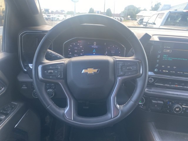 Used 2024 Chevrolet Silverado 3500 High Country AWD/4WD image 15