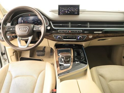 Used 2017 Audi Q7 3.0T Prestige w/ Prestige Package AWD/4WD image 18