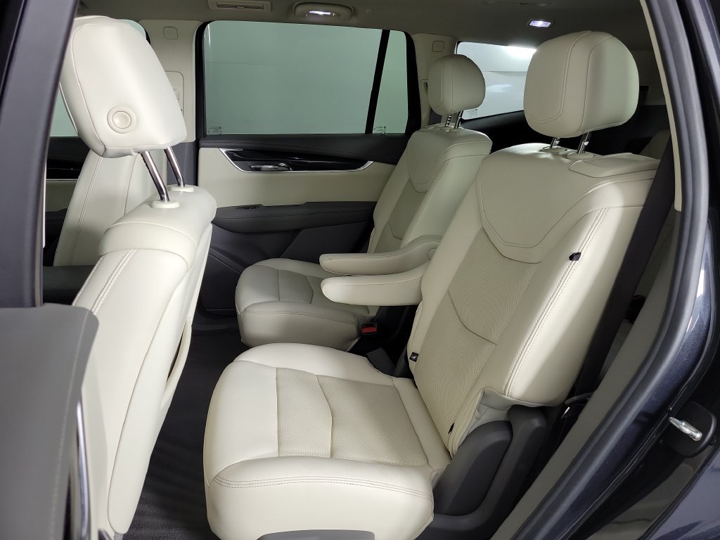 Used 2021 Cadillac XT6 Premium Luxury FWD image 13